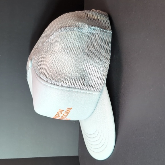 Headline Headwear, Leamington International Trucks Men's Gray Trucker Hat. - Picture 3 of 8